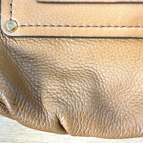 Michael Kors Crossbody Gilmore Satchel Light‎ Brown - Picture 2 of 9